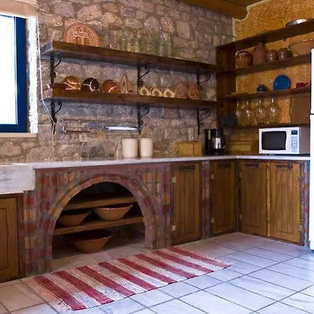 Aoritis Villa
